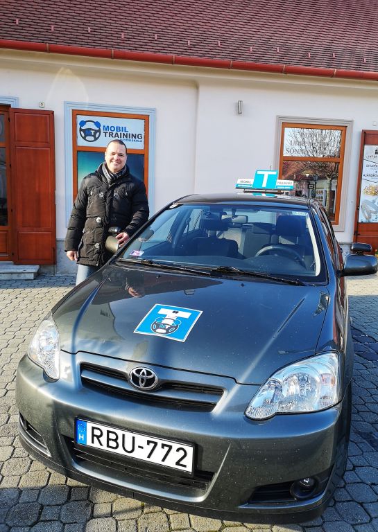 Marschalkó Tamás